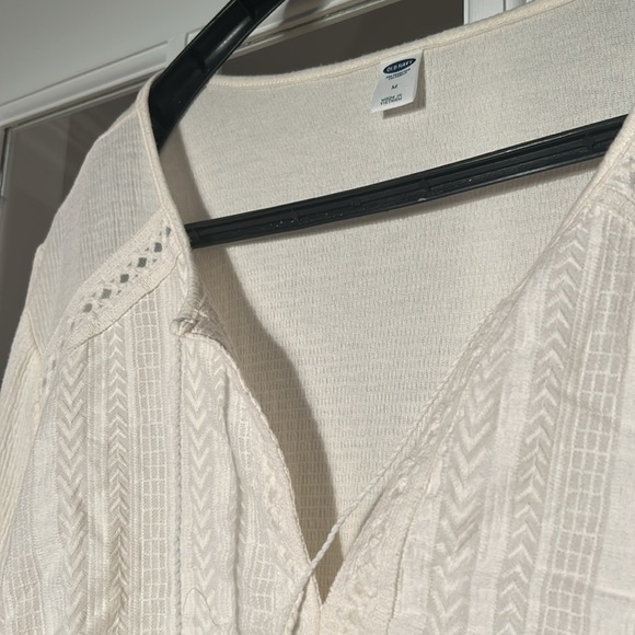 Old Navy Cream long sleeved top - Picture 2 of 3